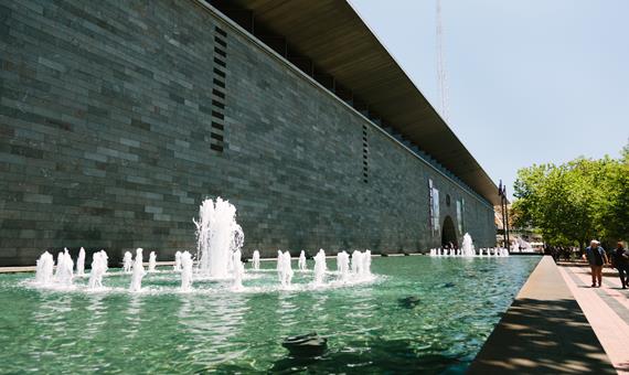 維多利亞國家美術館 National Gallery of Victoria